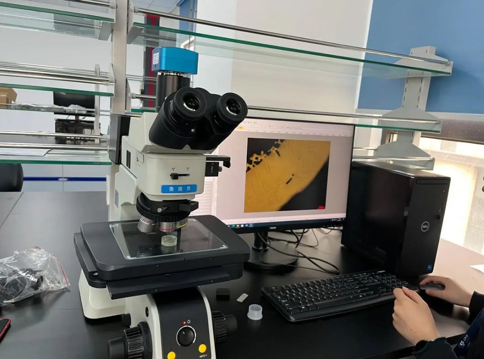 金相顯微鏡